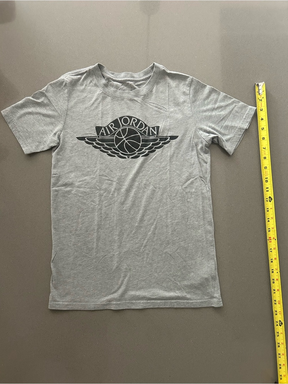 Air Jordan T-Shirt Gray Kids Size L…